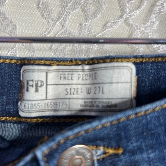 Free People Distressed High Rise Cut Off Skinny Jeans - Picture 2 of 3